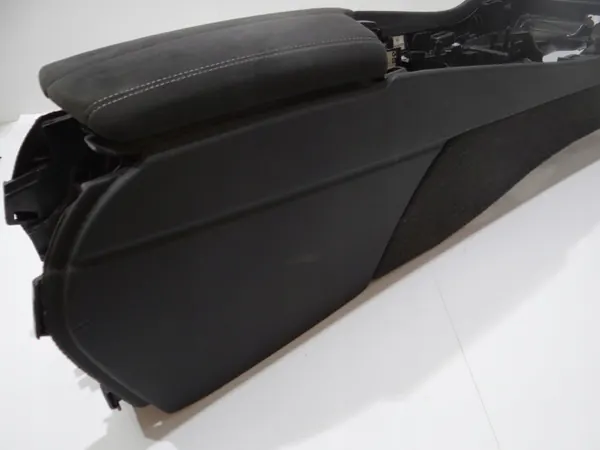 Accoudoir BMW OEM 9171570 pour F10 F11 image 3