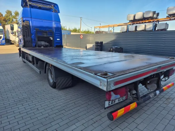 Plateforme OEM pour conteneurs 6,20m DAF XF 106, CF E6 image 2