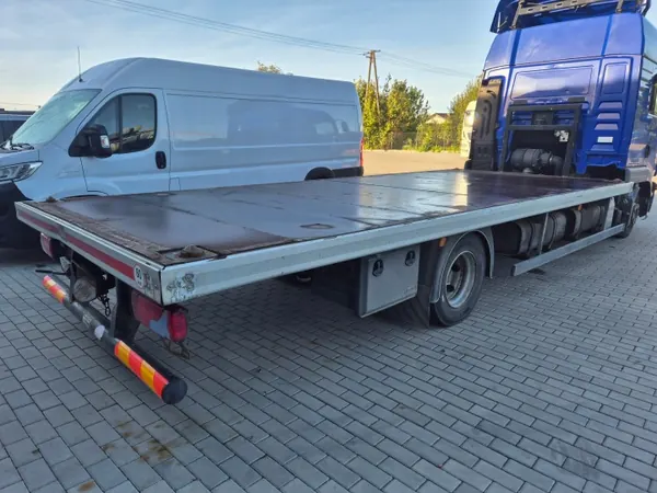 Plateforme OEM pour conteneurs 6,20m DAF XF 106, CF E6 image 3