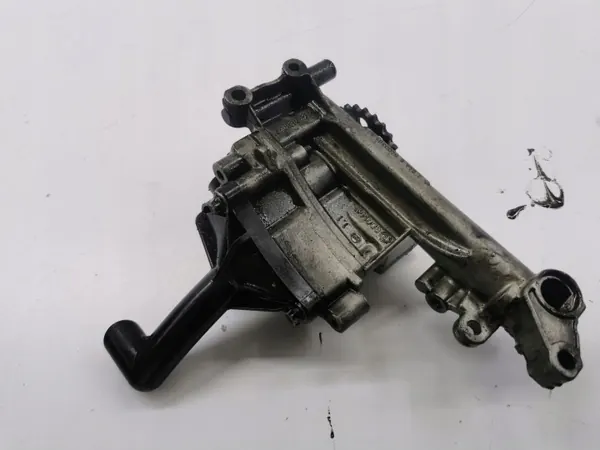 Bomba de óleo OEM 6401810401 para Mercedes W245 B180 image 4