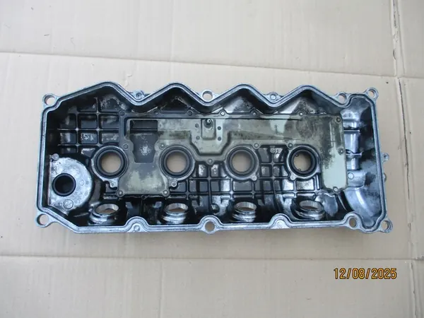 Couvercle de soupape Nissan X-Trail I 2.2 DCI image 2