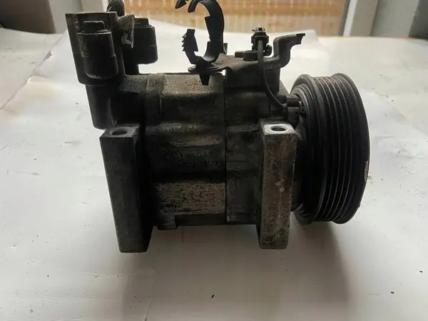 Compressore aria condizionata Subaru OE 73111SC020 image 4