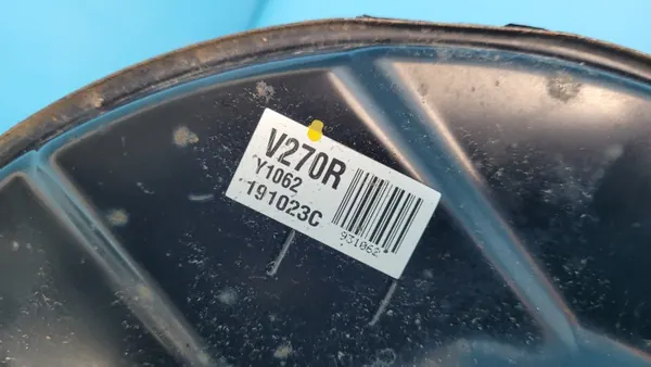 Toyota RAV4 V 19r höger bakknä OEM 42304-42060 image 8