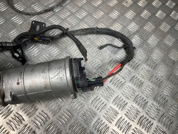 Pompe de direction assistée BMW d'occasion OEM 6800016811A image 8