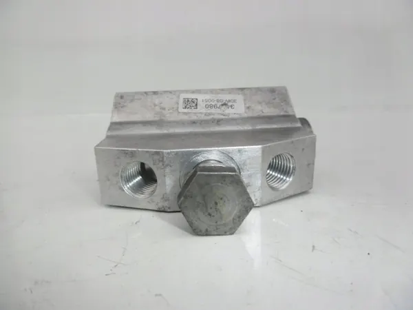 Gebrauchter Ölabscheider OEM 7L0411847C für Porsche Cayenne image 3