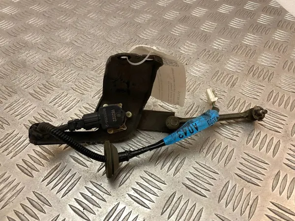 Sensor suspensión neumática delantera UTO48755 Mitsubishi image 3