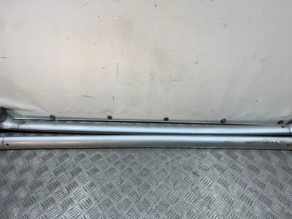 Barras de techo Kia Sorento OEM FBZ25916 - Usado image 7