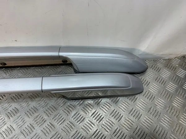 Barras de techo Kia Sorento OEM FBZ25916 - Usado image 9