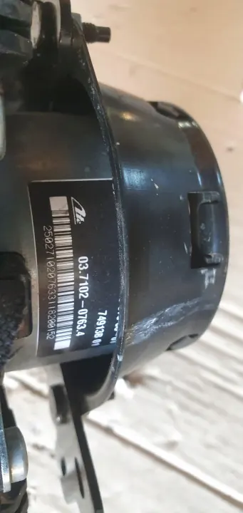 Pompe à vide OEM 9827567080 pour Opel Corsa F image 4