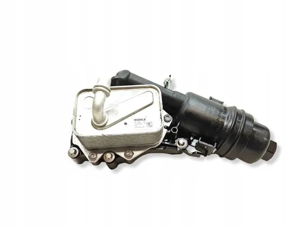 BMW Ölfiltergehäuse Basis OEM 72550589 - Gebraucht image 2