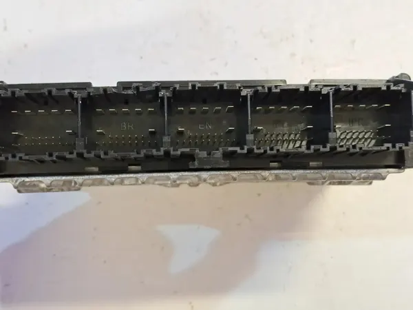Controladores Jaguar F-Type 2016 OEM GX5314F392DB image 3