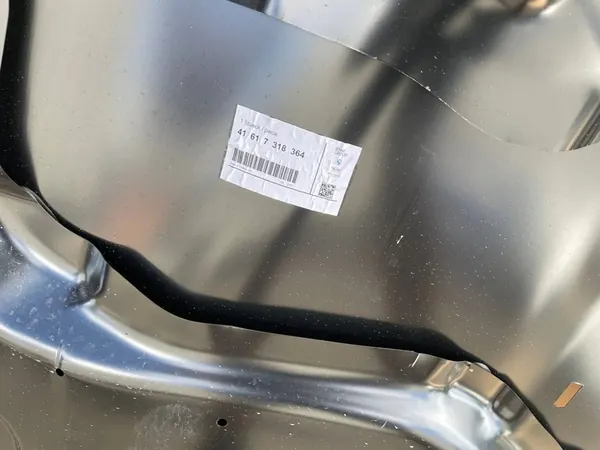 MINI R55 R56 Motorhuv Original 41617318364 image 6