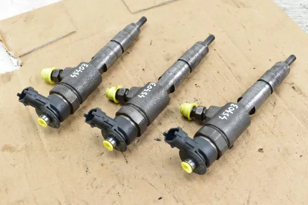 Injector FORD FOCUS MK3 TRANSIT CONNECT MK2 1.5 1.6 TDCI CV6Q-9F593-AA image 3