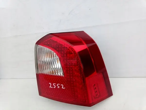 VOLVO XC70 II V70 III Lámpara Trasera Derecha 30698984 image 3