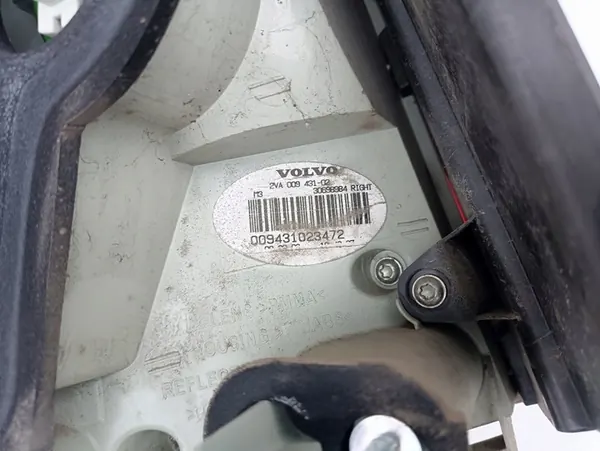 VOLVO XC70 II V70 III Lámpara Trasera Derecha 30698984 image 5