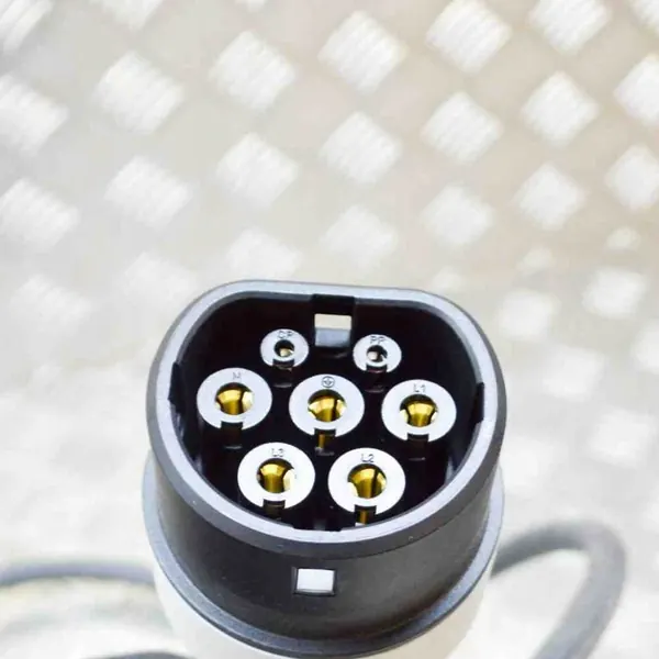 Battery Charging Cable Mercedes-Benz E (W213) A0005833001 image 4