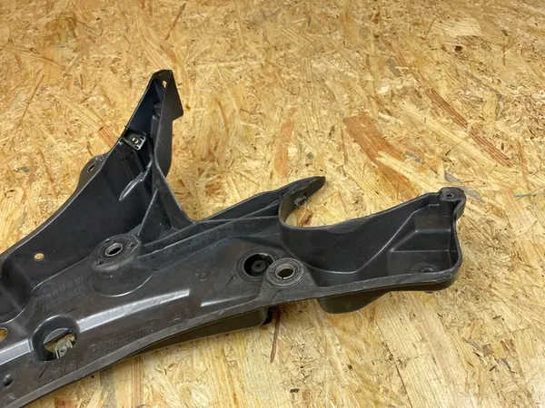 Fram höger skärm fäste Volvo S90 V90 image 10