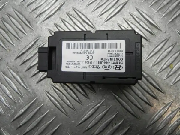 Relé Kia SORENTO II 2014 OEM 958002P300 image 2