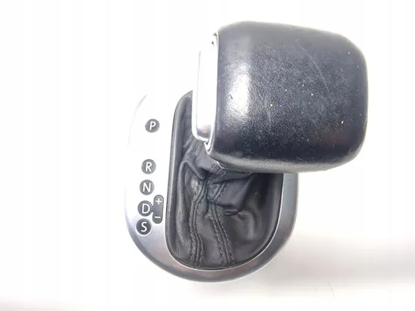 Pomo de cambio Volkswagen OEM 1T1713203E usado image 3