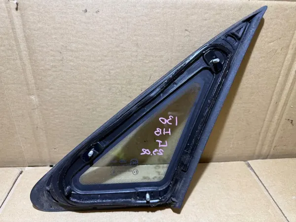 OEM 87810-A5500 Vitre Triangle Gauche Arrière Hyundai i30 II image 3