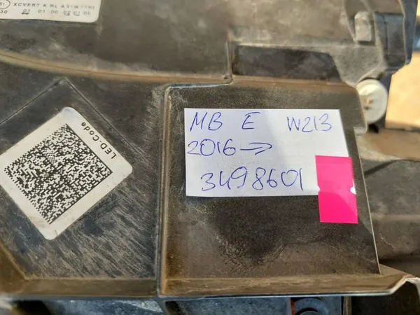 Mercedes-Benz E W213 2017 Rechter koplamp image 10