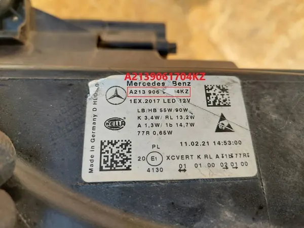 Mercedes-Benz E W213 2017 Rechter koplamp image 4