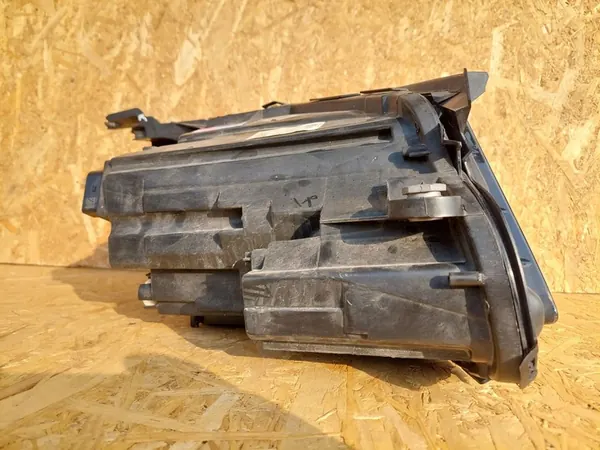 Mercedes-Benz E W213 2017 Rechter koplamp image 8