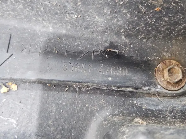 Front Right Wheel Arch Toyota Prius II XW20 53875-47020 image 5