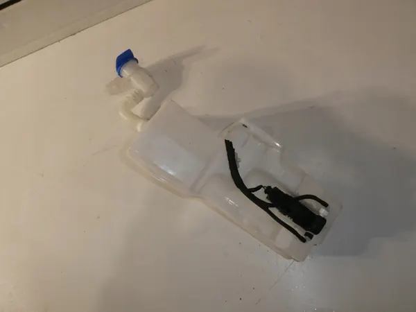 Pesuneste Säiliö VW Caddy 2K5955453A image 2