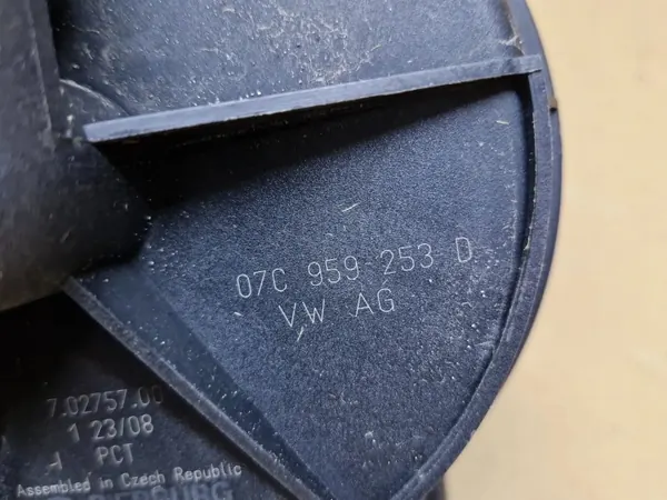 Toissijainen ilmapumppu OEM 3D0131083H VW Phaetonille image 3