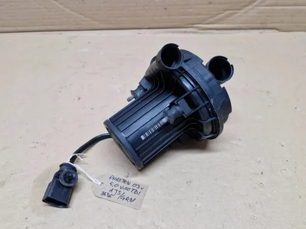 Toissijainen ilmapumppu OEM 3D0131083H VW Phaetonille image 5