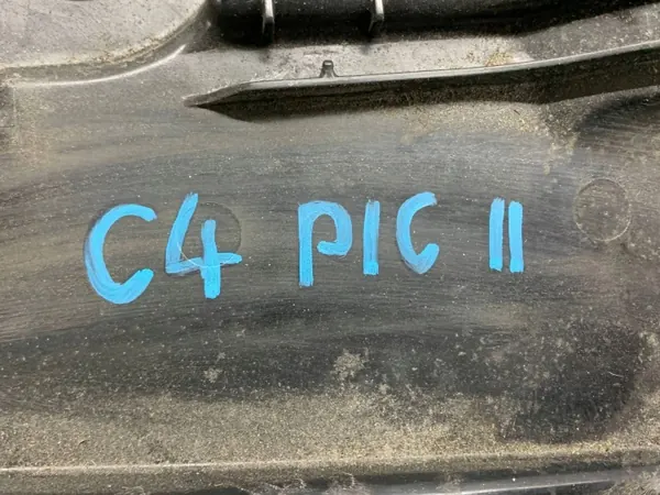 Citroen OE 9818559280 Tanque AdBlue - Usado image 3