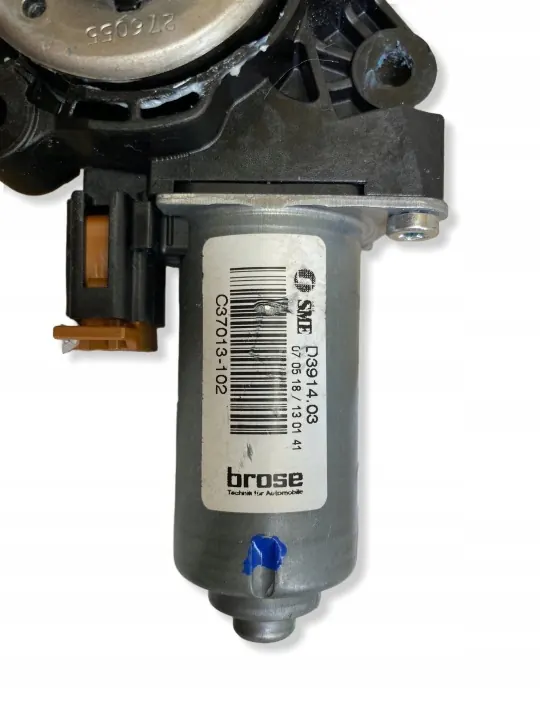 Moteur de siège Volvo XC90 2019 OEM C37013102 image 5