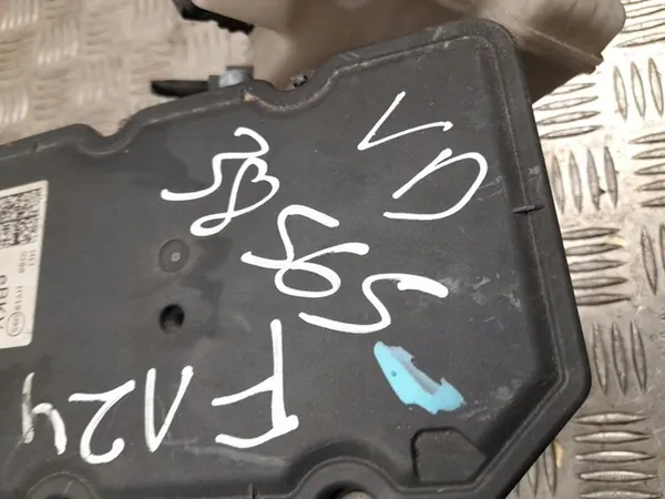 Bomba de freio Volkswagen Touareg III CR 2024 4M0614105T image 5