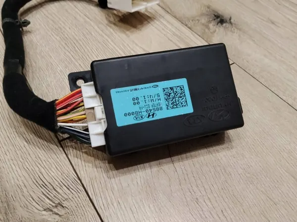 Kia Rio 2020 Controllers OEM 88540H8000 Gebruikt image 4