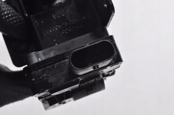 Ford OE vattenvärmarventil OEM LX61-8C605-HPB image 5