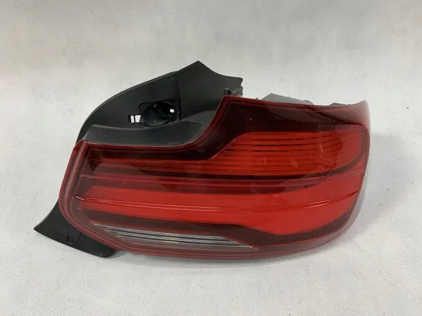 BMW 2er F22 Rechte Heckleuchte OEM 9491592 image 2