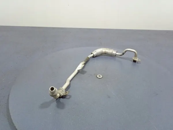 BMW Turbo-Öljyputki OEM 9488189 - Käytetty Kunnossa image 4