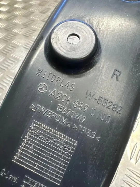 Extrémité de garde-boue OEM A2068890100 Mercedes-Benz C W206 image 4
