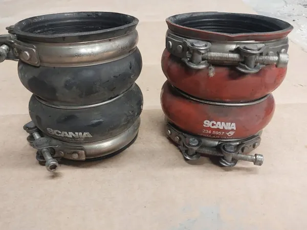 Manguera Intercooler Scania OEM 2673593 - Usado image 2