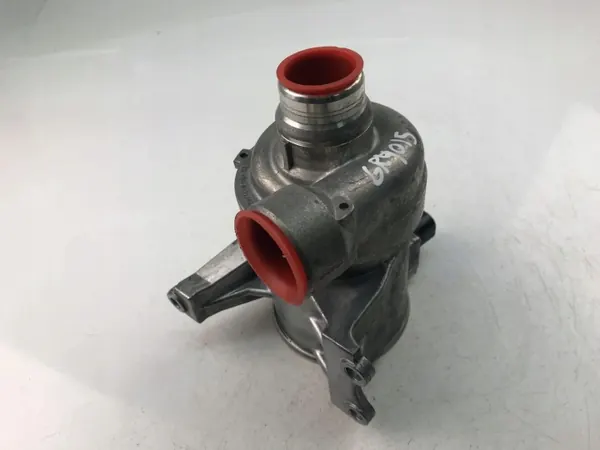 Bomba de água OEM 17125409 para Volvo XC60 II (2018) image 2