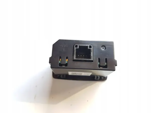 Subaru Ascent USB-Anschluss OEM 86257AN430 - Gebraucht image 6