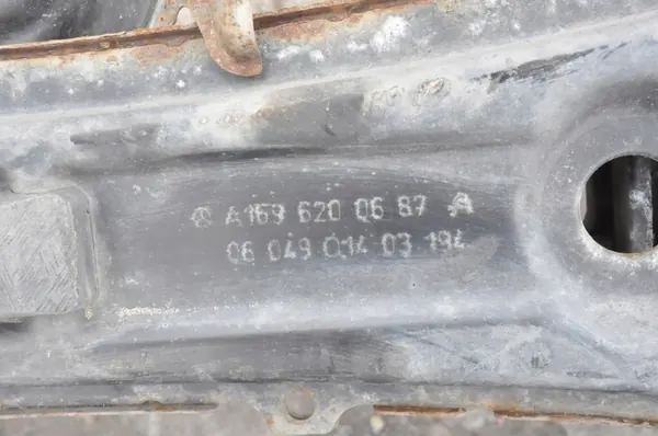 Traverse Mercedes Classe A W169 OEM A1696200687 image 5