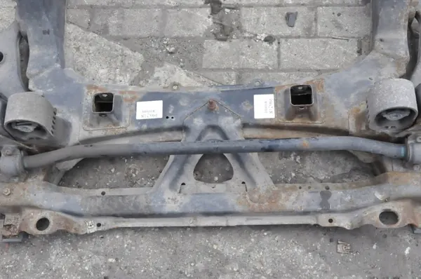 Traverse Mercedes Classe A W169 OEM A1696200687 image 7