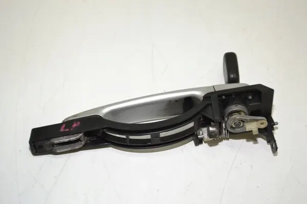 PEUGEOT 307 Framvänster Dörrhandtag OEM 3D image 4