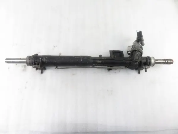 Pompe de direction assistée OEM P8684269 ZF d'occasion image 2