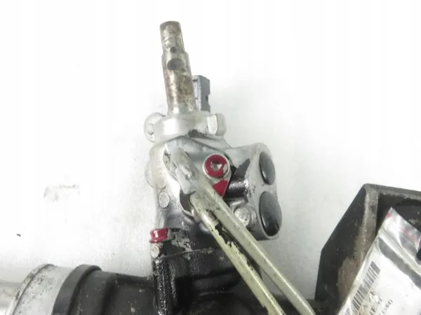 Pompe de direction assistée OEM P8684269 ZF d'occasion image 4