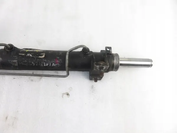 Pompe de direction assistée OEM P8684269 ZF d'occasion image 7