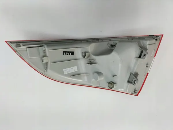 Conjunto de luz trasera izquierda Skoda image 7