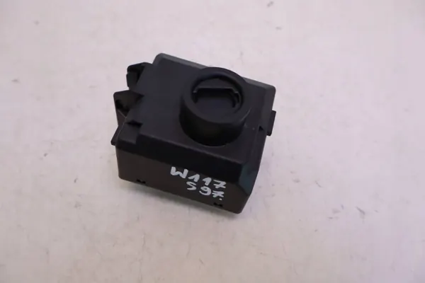 Interrupteur Start-Stop OEM A2469057503 Mercedes GLA image 2